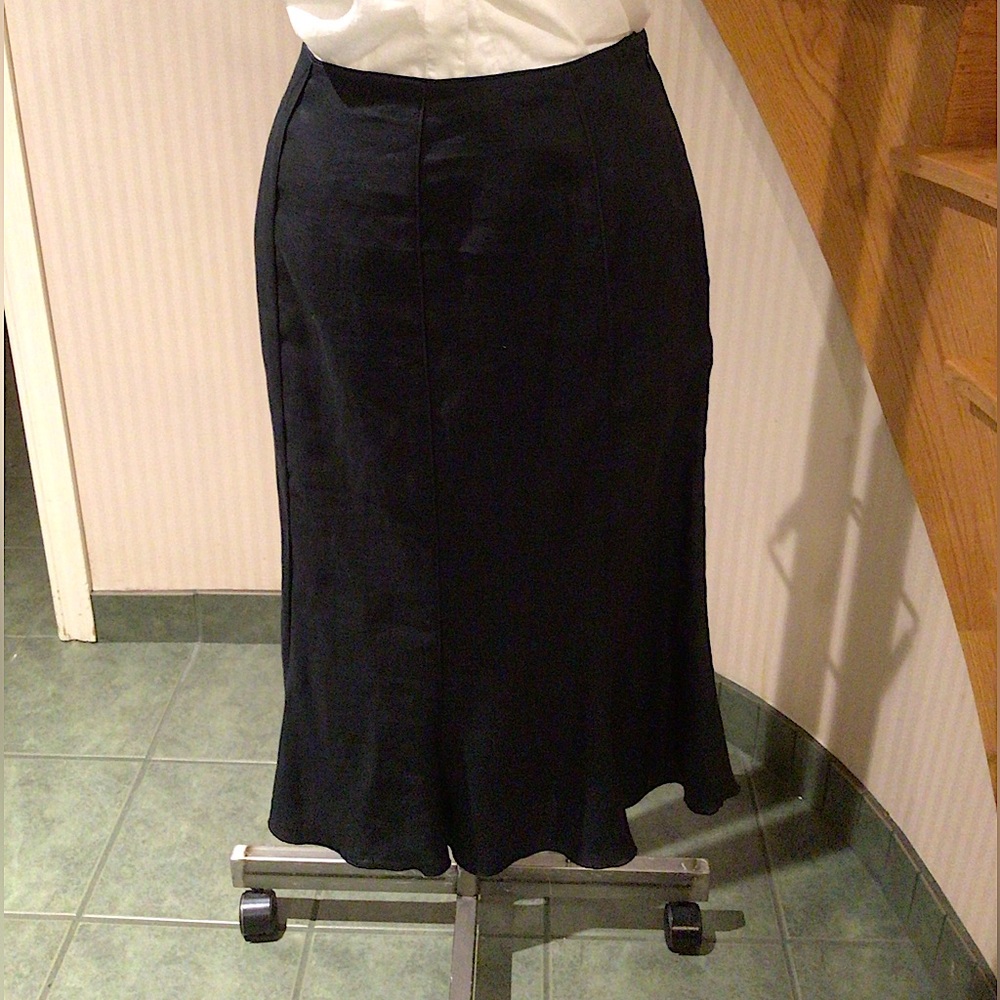 NWT Linen black fully lined skirt